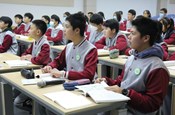 点红新绿齐争发，花开数朵皆芬芳 ——星港学校承办园区四年内初中语文青年教师会课比赛半决赛（西片区）