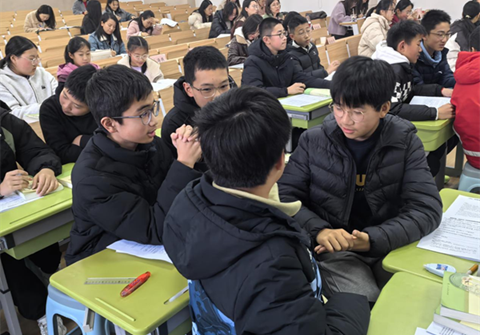 “重复”藏大道，“磨砺”见真章 ——苏州工业园区初中语文王婷婷名师工作坊专题研训活动8侧记